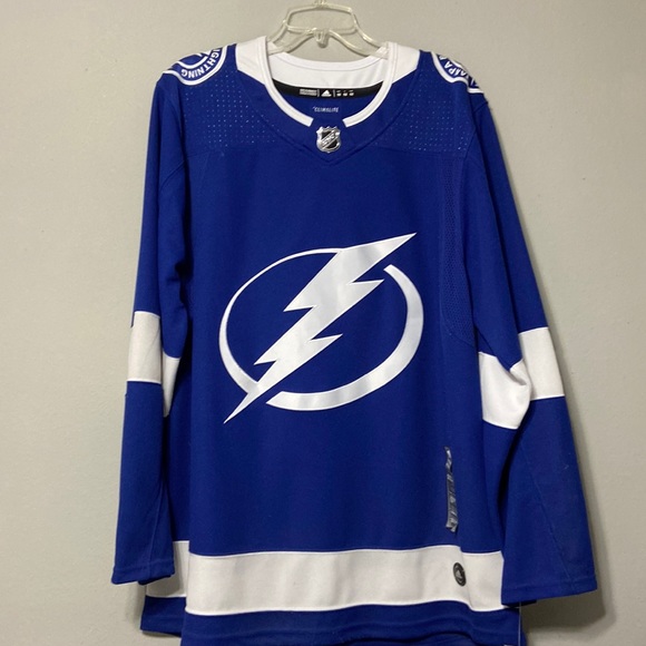 🔥 AUTHENTIC MENS TAMPA BAY LIGHTENING JERSEY 🔥
